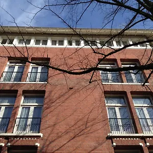 3* Отель Dutch Design Vondelpark