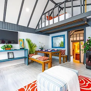 https://beach-cottage-2bd.comcaribbean.com